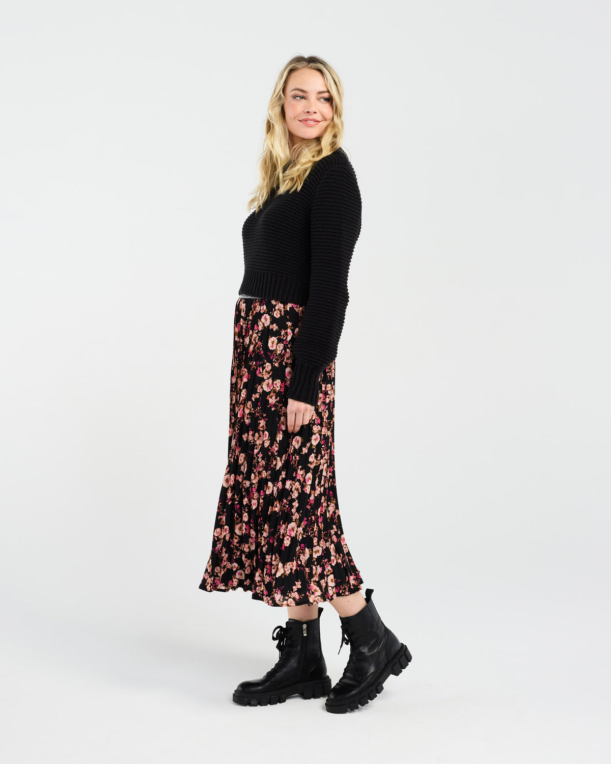 Becca Crop Knit (Black)