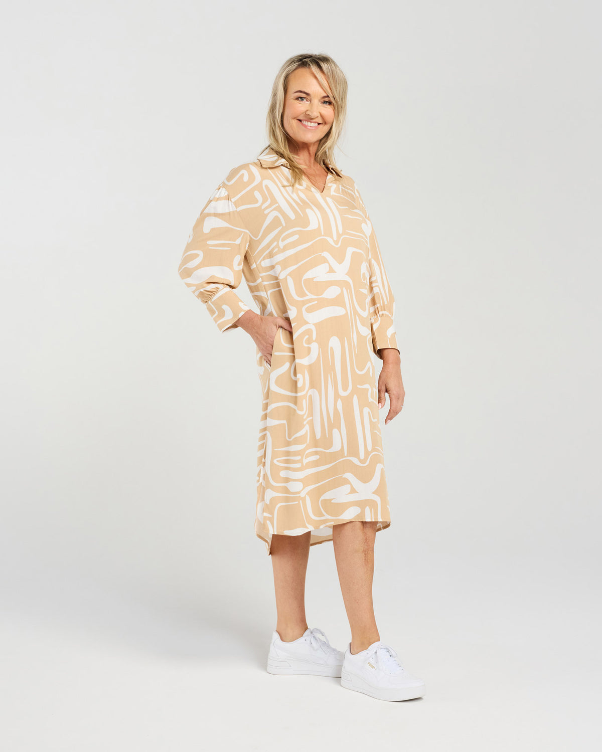 Mono Print 3/4 Sleeve Collared Dress