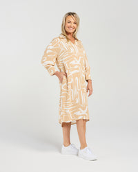 Mono Print 3/4 Sleeve Collared Dress