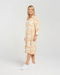 Mono Print 3/4 Sleeve Collared Dress