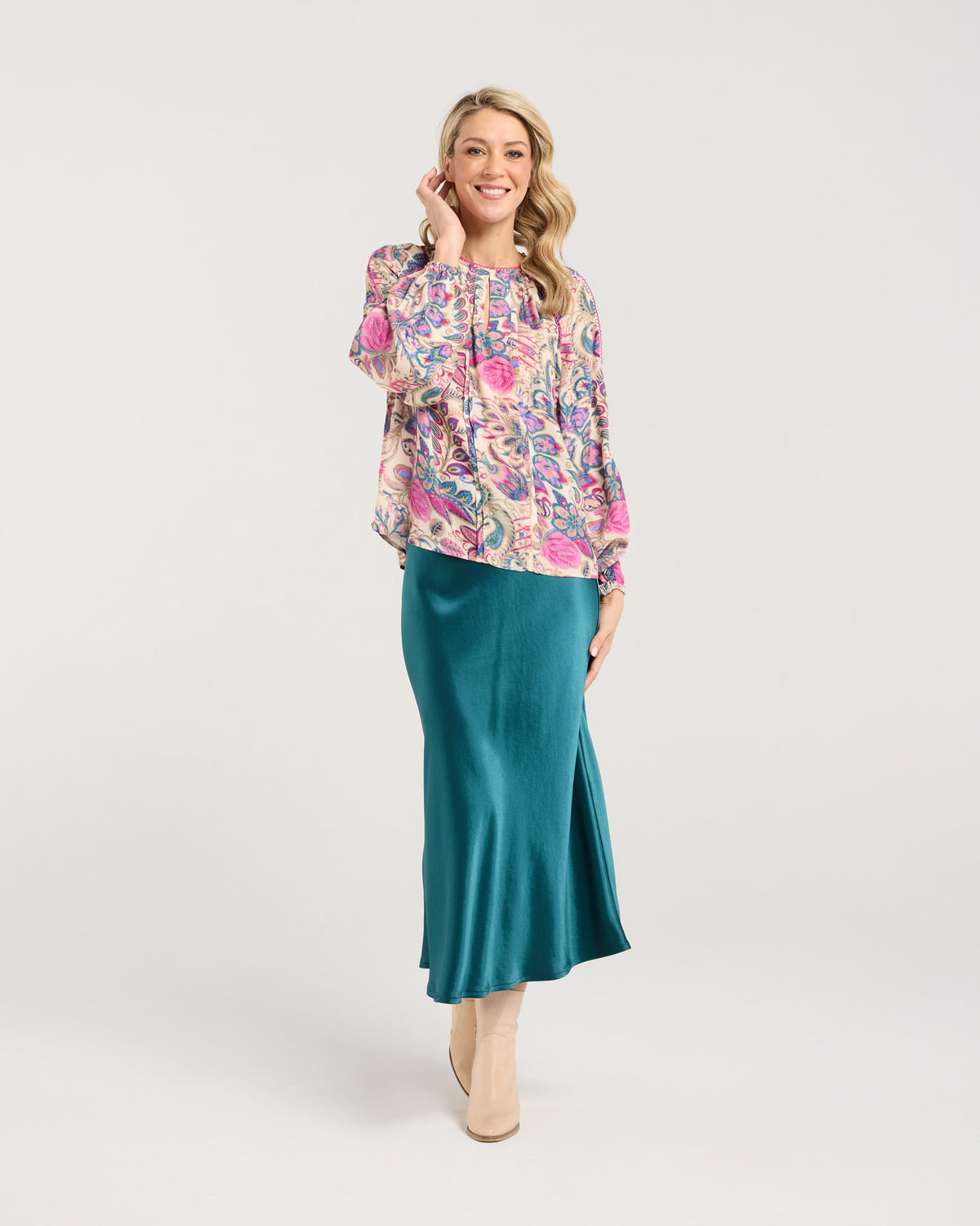 Peggy Lace Trim Raglan Top