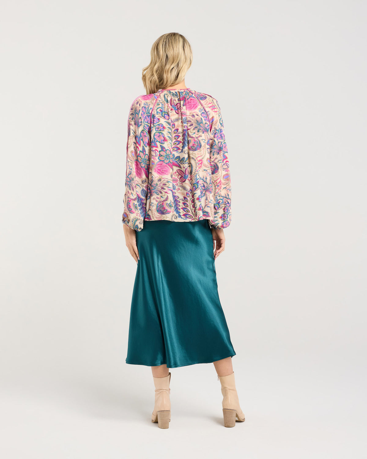 Peggy Lace Trim Raglan Top