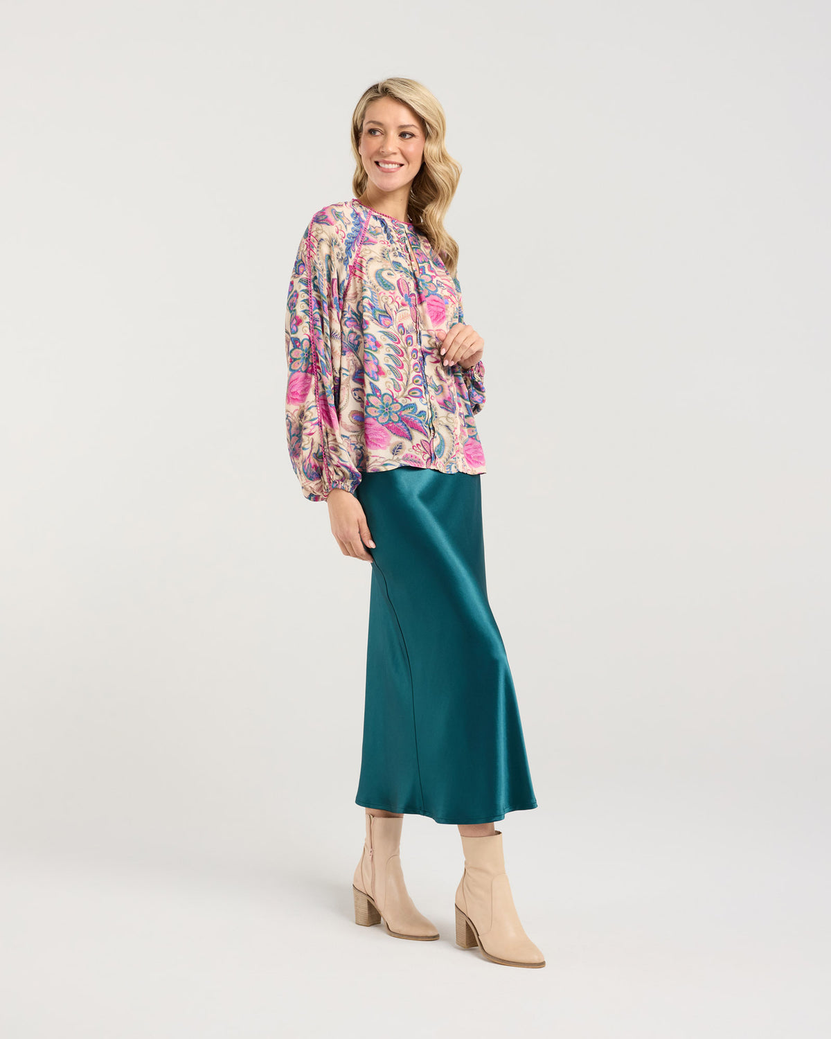 Peggy Lace Trim Raglan Top