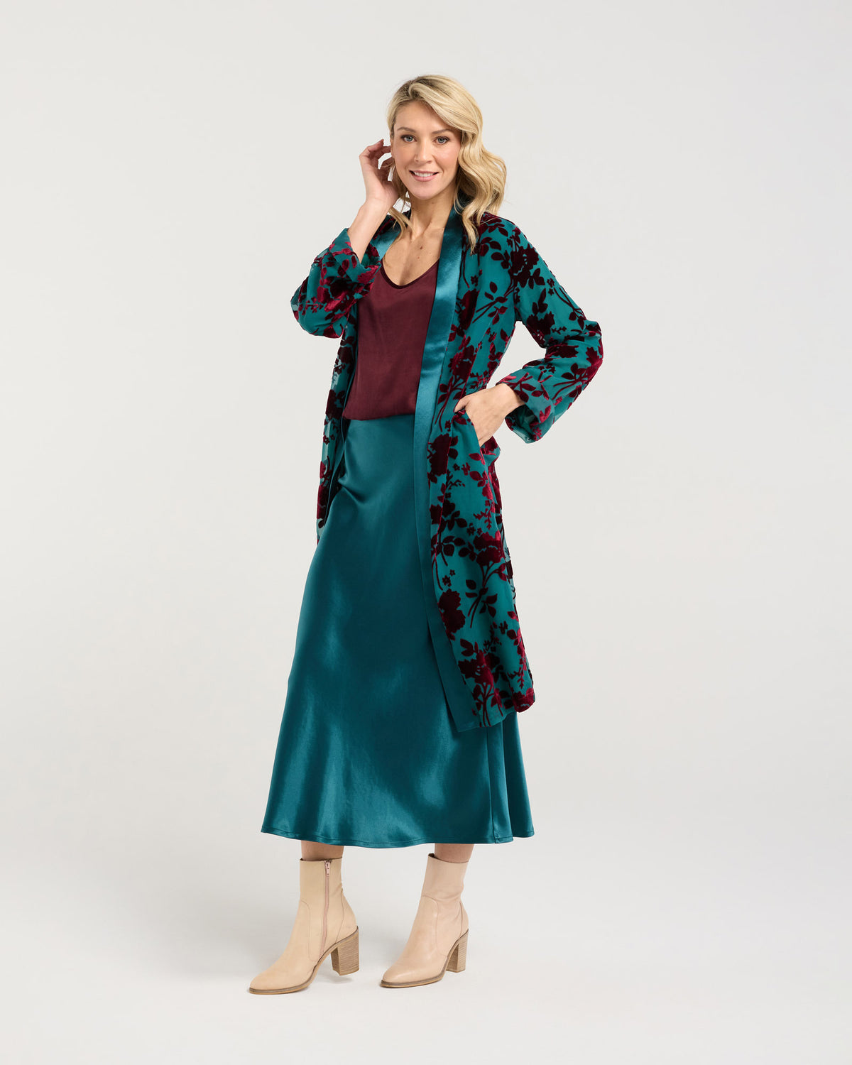 Cassandra Viscose Burnout Kimono