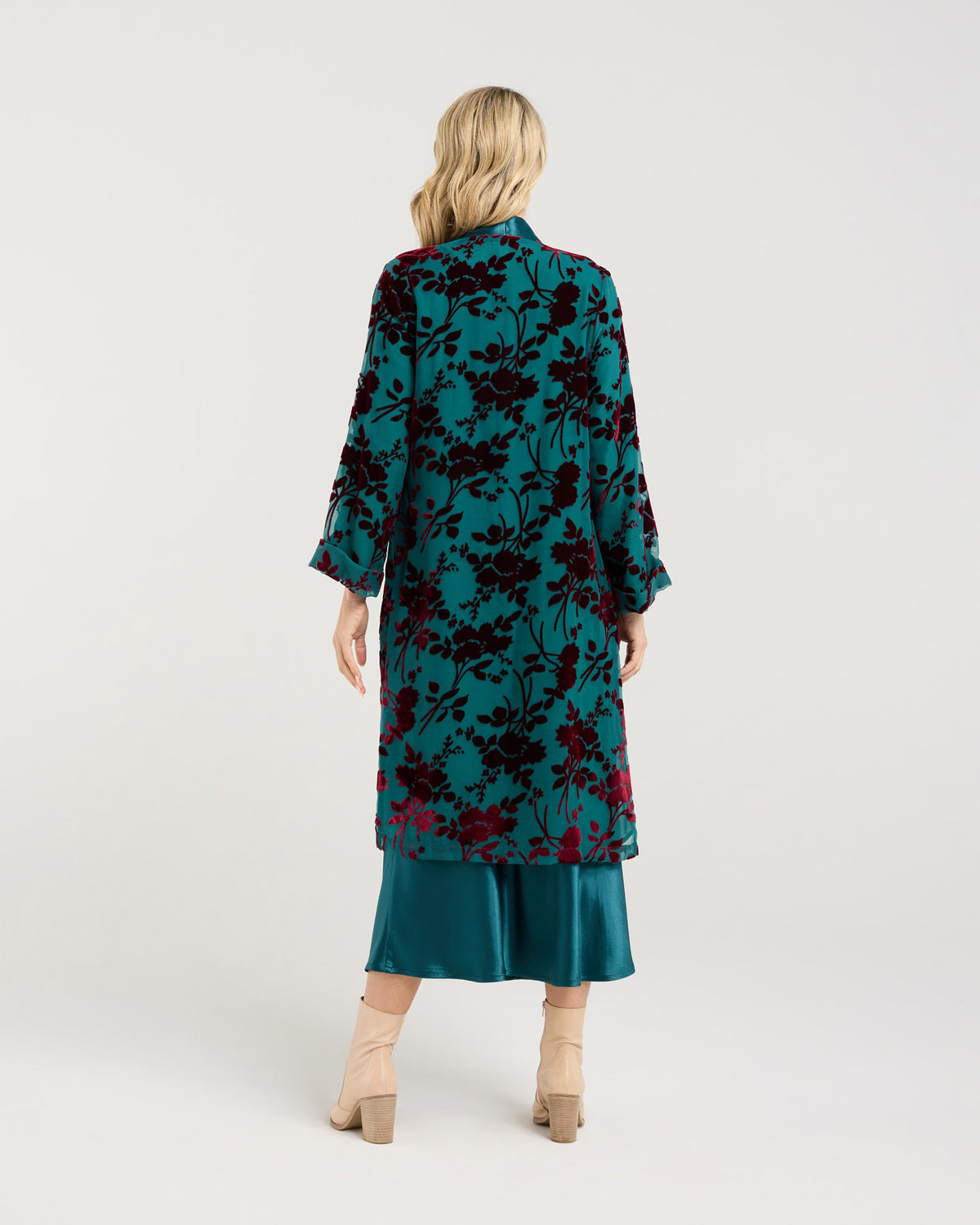Cassandra Viscose Burnout Kimono