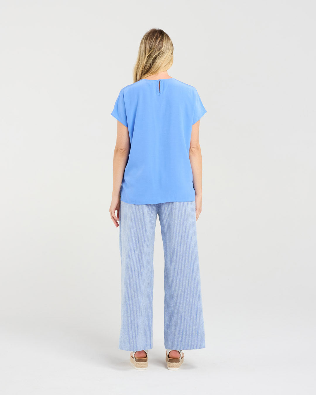 Leonne V-neck Shell Top