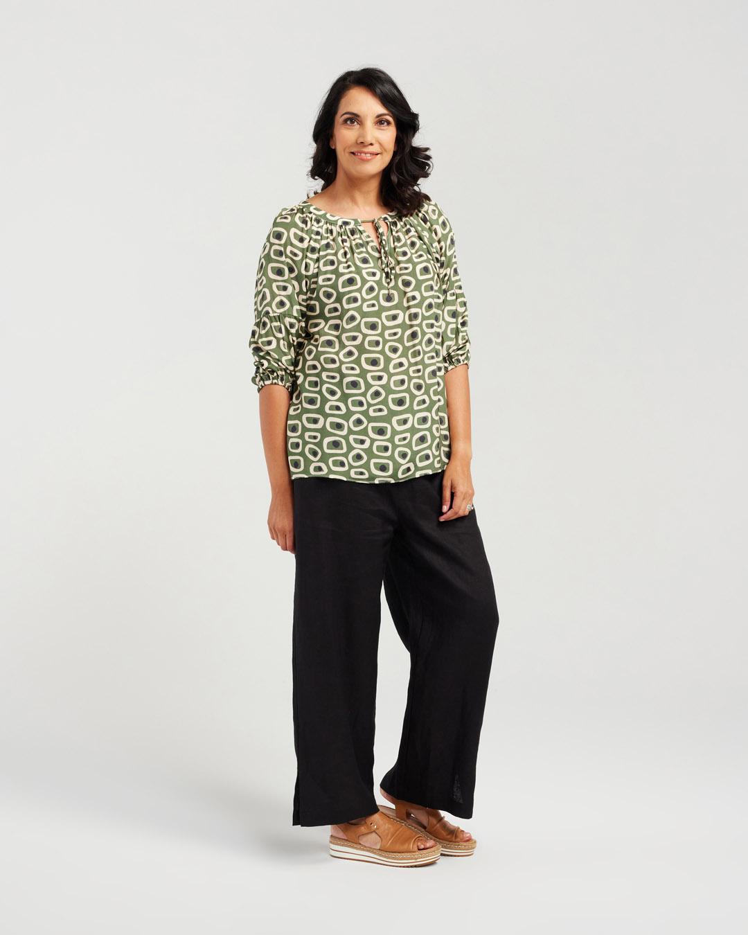 Geometric Gathered Sleeve Top