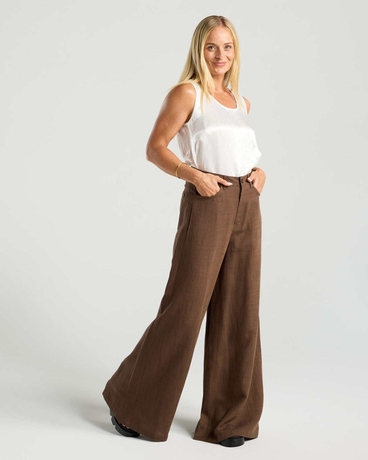 Leonora Palazzo Linen Pant