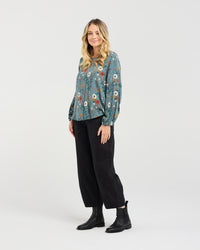 Leanne Pintuck Sleeve Top